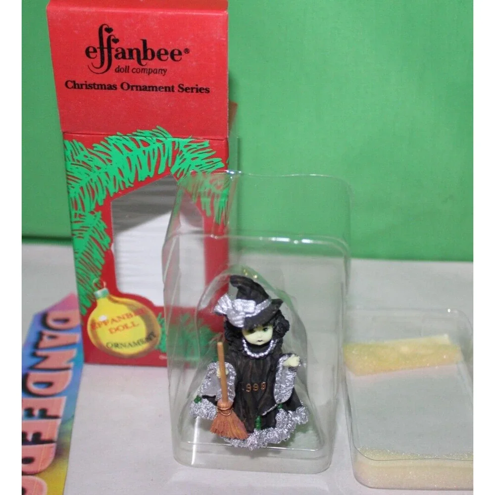 Effanbee Doll Company F062 Christmas Series Wizard Oz Wicked Witch Ornament 1999